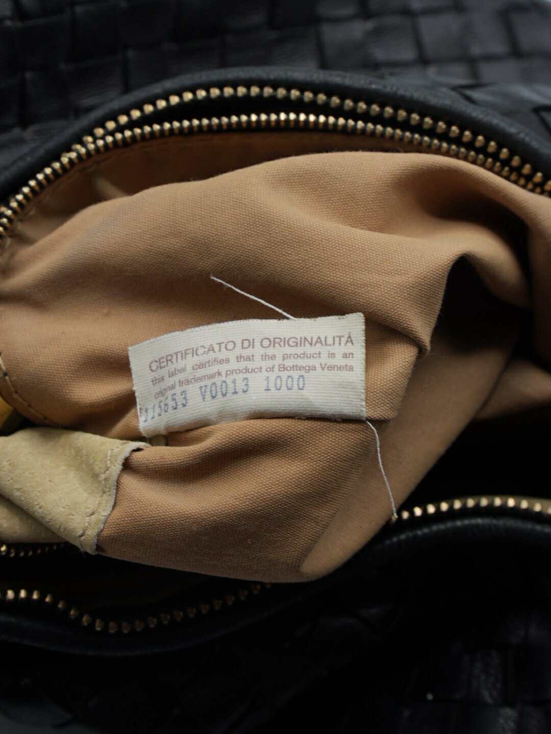 Bottega Veneta Medium Intrecciato Veneta Hobo