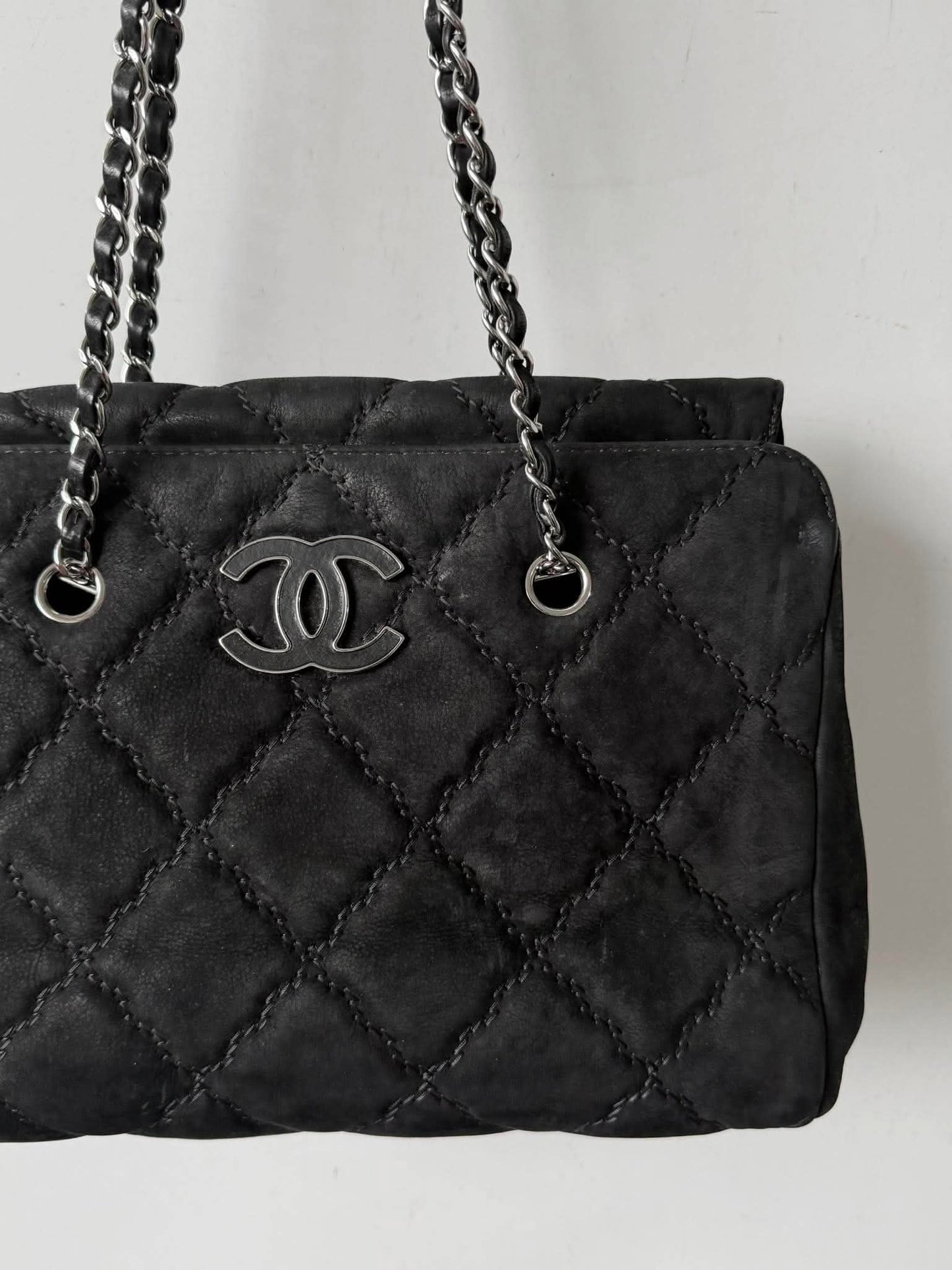 Chanel Black Diamond Stitch Shoulder Bag