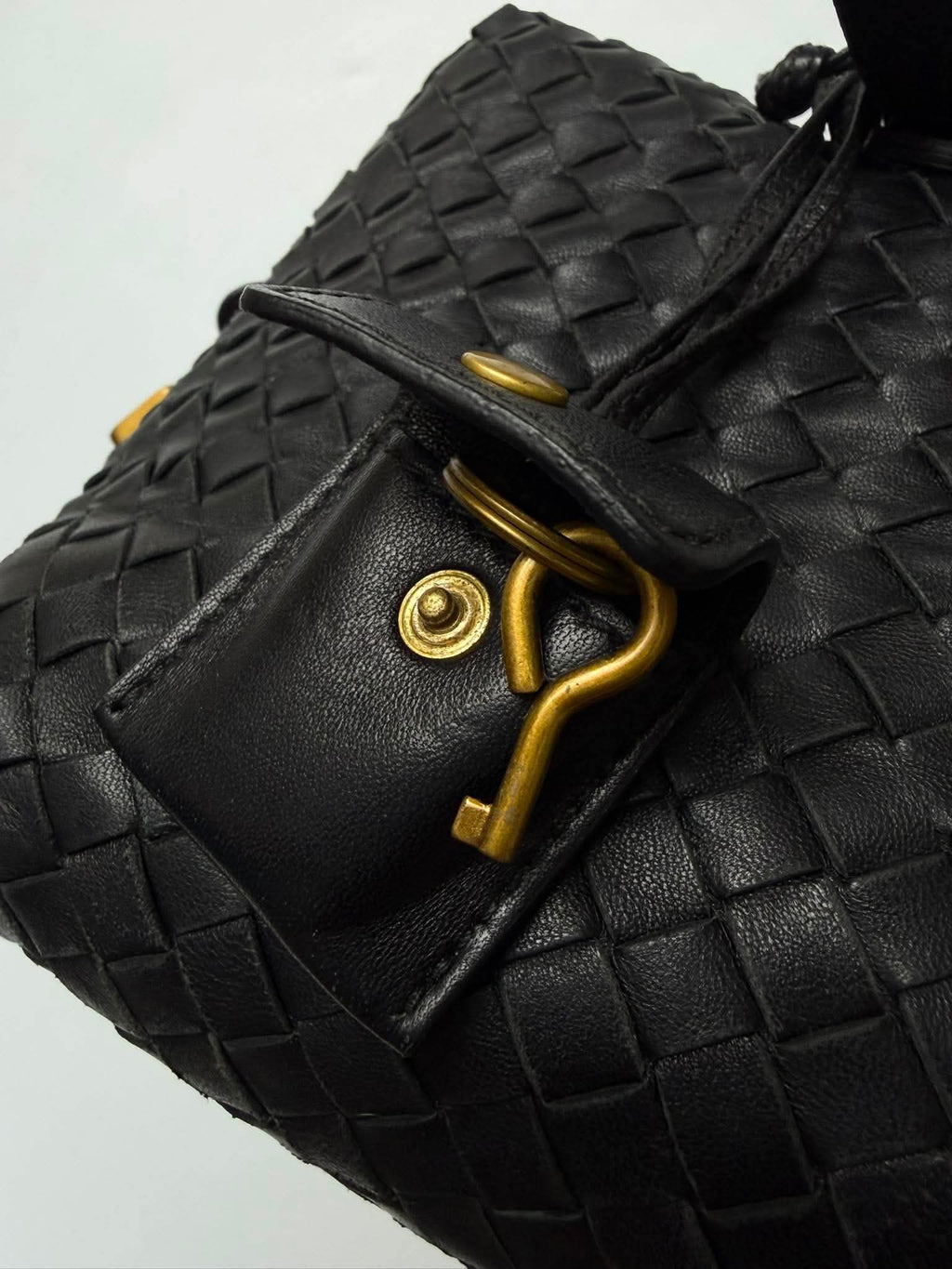 Bottega Veneta Intrecciato Woven Montaigne Satchel Bag