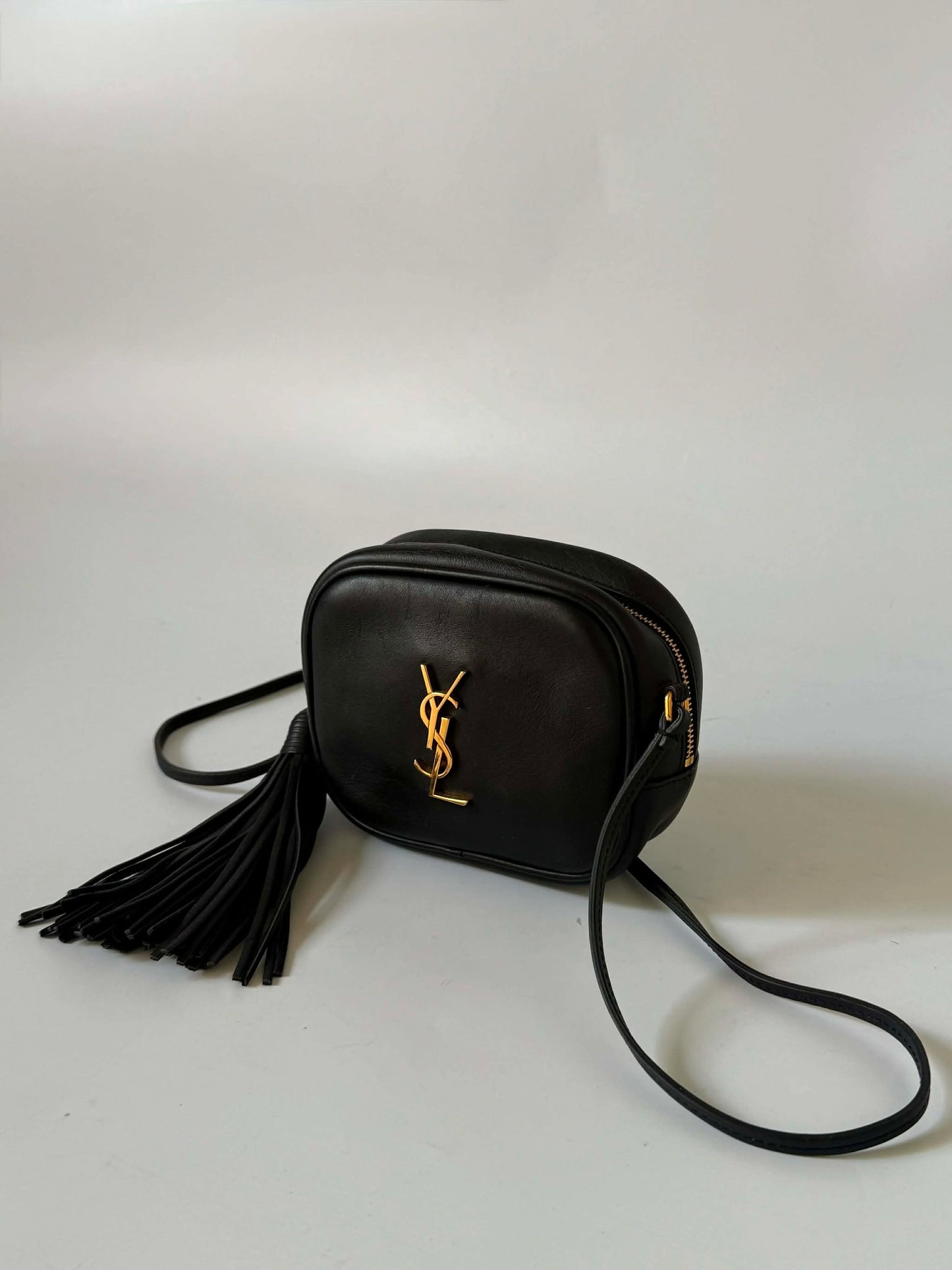 Saint Laurent Classic Monogram Blogger