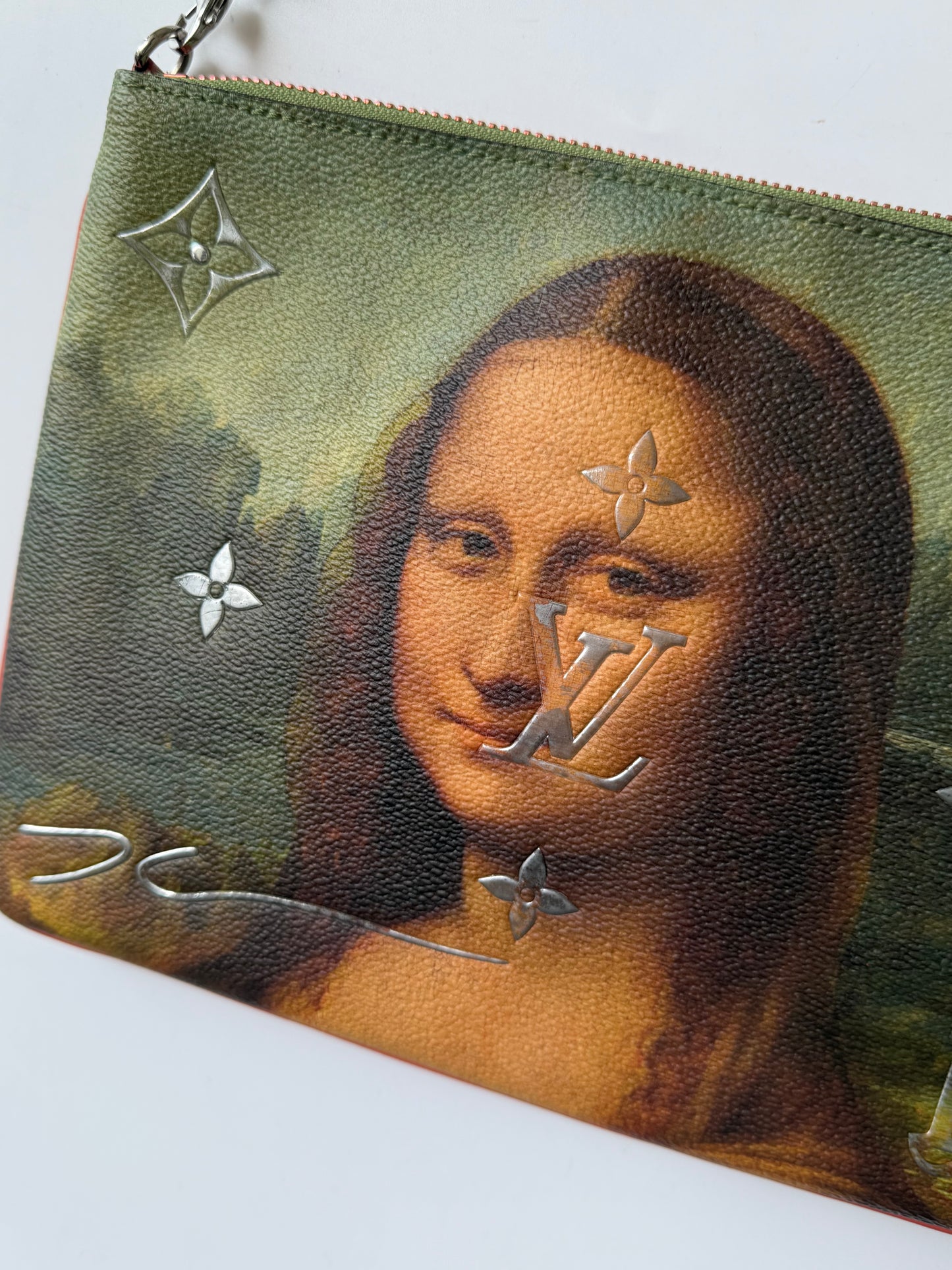 Louis Vuitton x Jeff Koons Master “Mona Lisa” Da Vinci Pochette