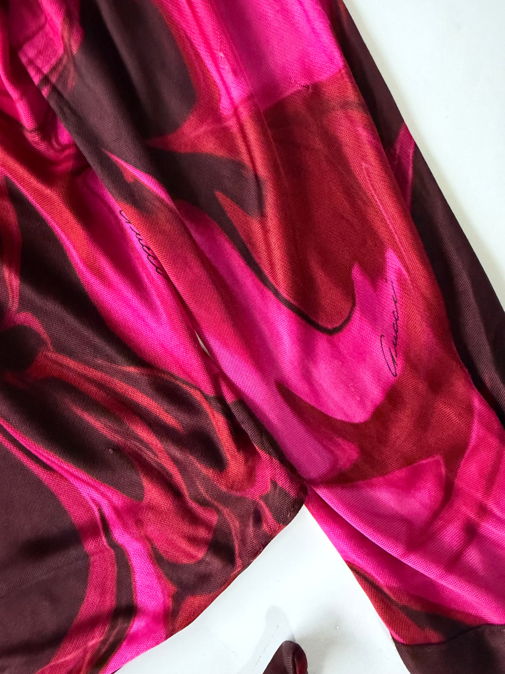 S/S 2001 Gucci by Tom Ford Pink Liquid Magma Print Blouse