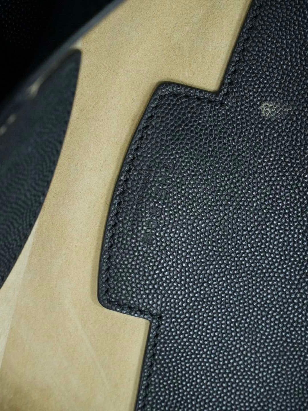 The Row Classic 5 Pebbled Leather Tote Bag in Black