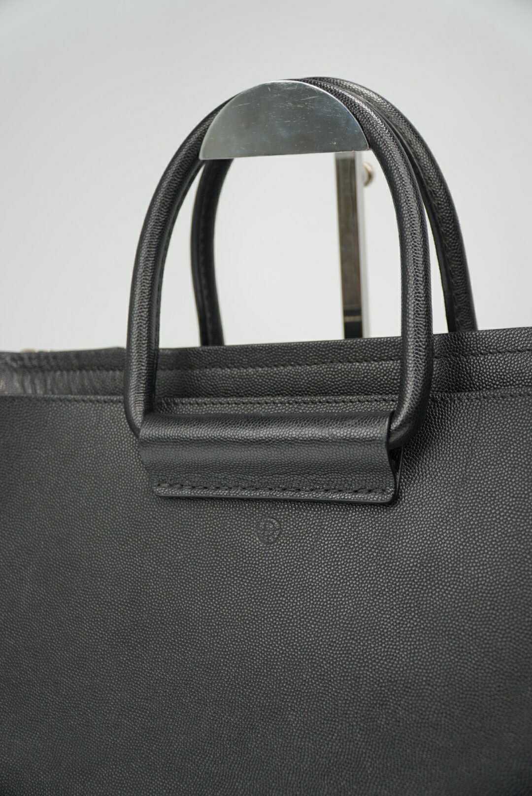 The Row Classic 5 Pebbled Leather Tote Bag in Black