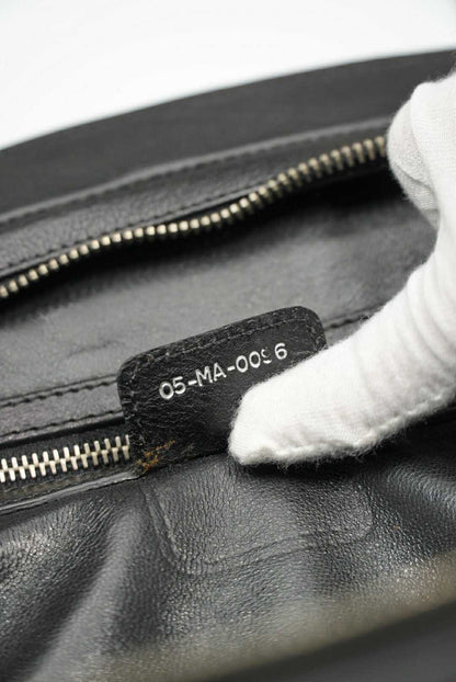 The Row Classic 5 Pebbled Leather Tote Bag in Black