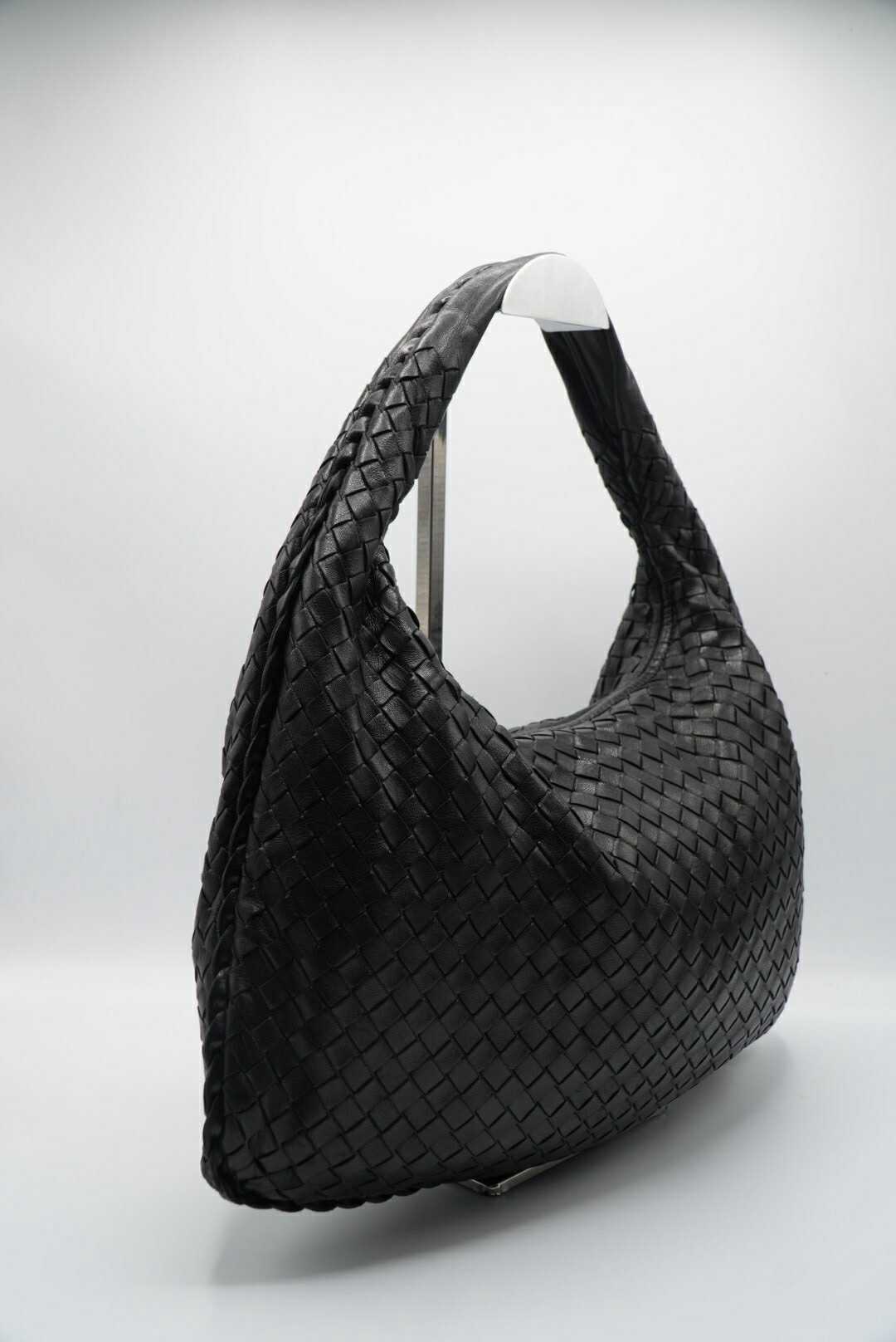Bottega Veneta Medium Intrecciato Veneta Hobo