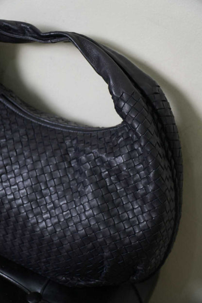 Bottega Veneta Belly Hobo Bag Intrecciato Black Leather