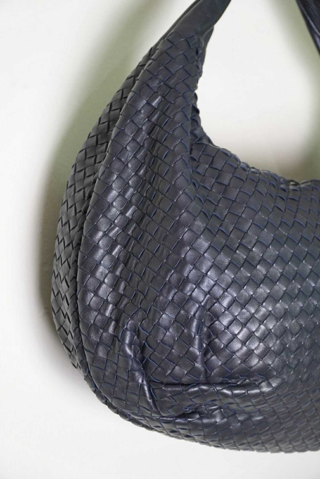 Bottega Veneta Belly Hobo Bag Intrecciato Black Leather
