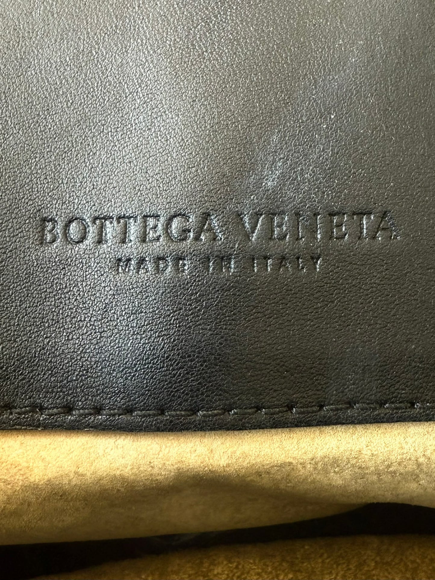 Bottega Veneta Black Intrecciato Large Tote Black