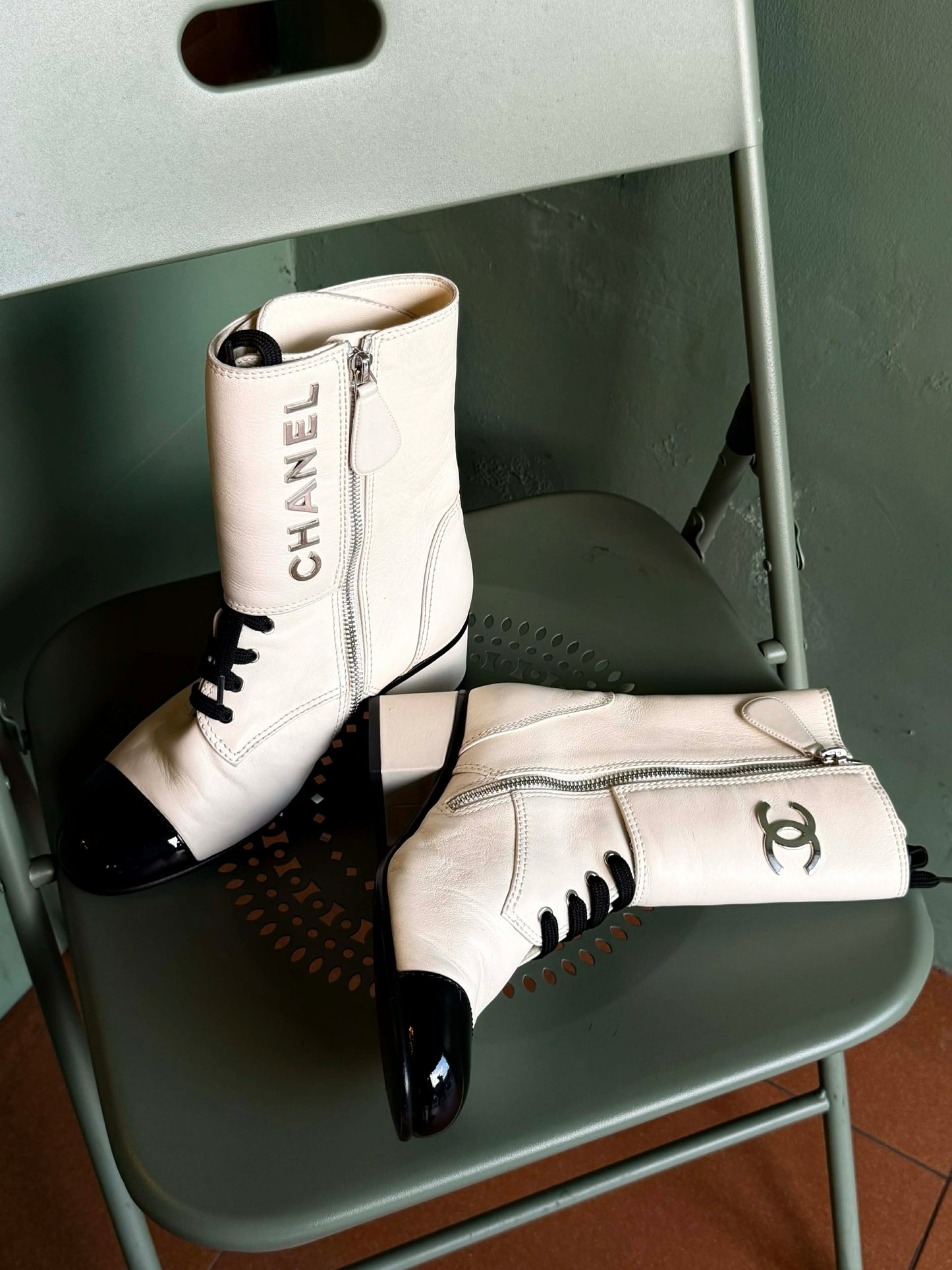Chanel 19B Two Bone Signature Logo Lace-up Leather Boots