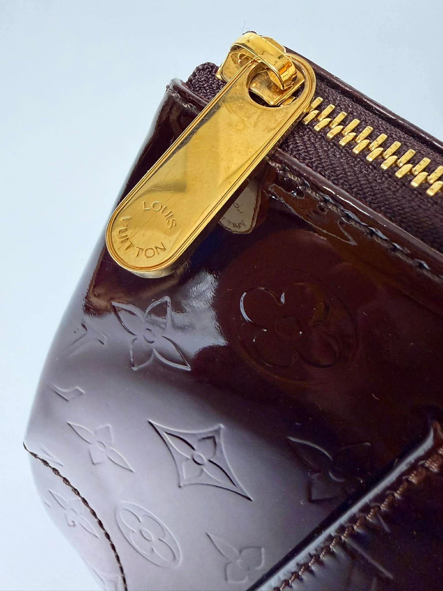 Louis Vuitton Monogram Vernis Rosewood Avenue Shoulder Bag
