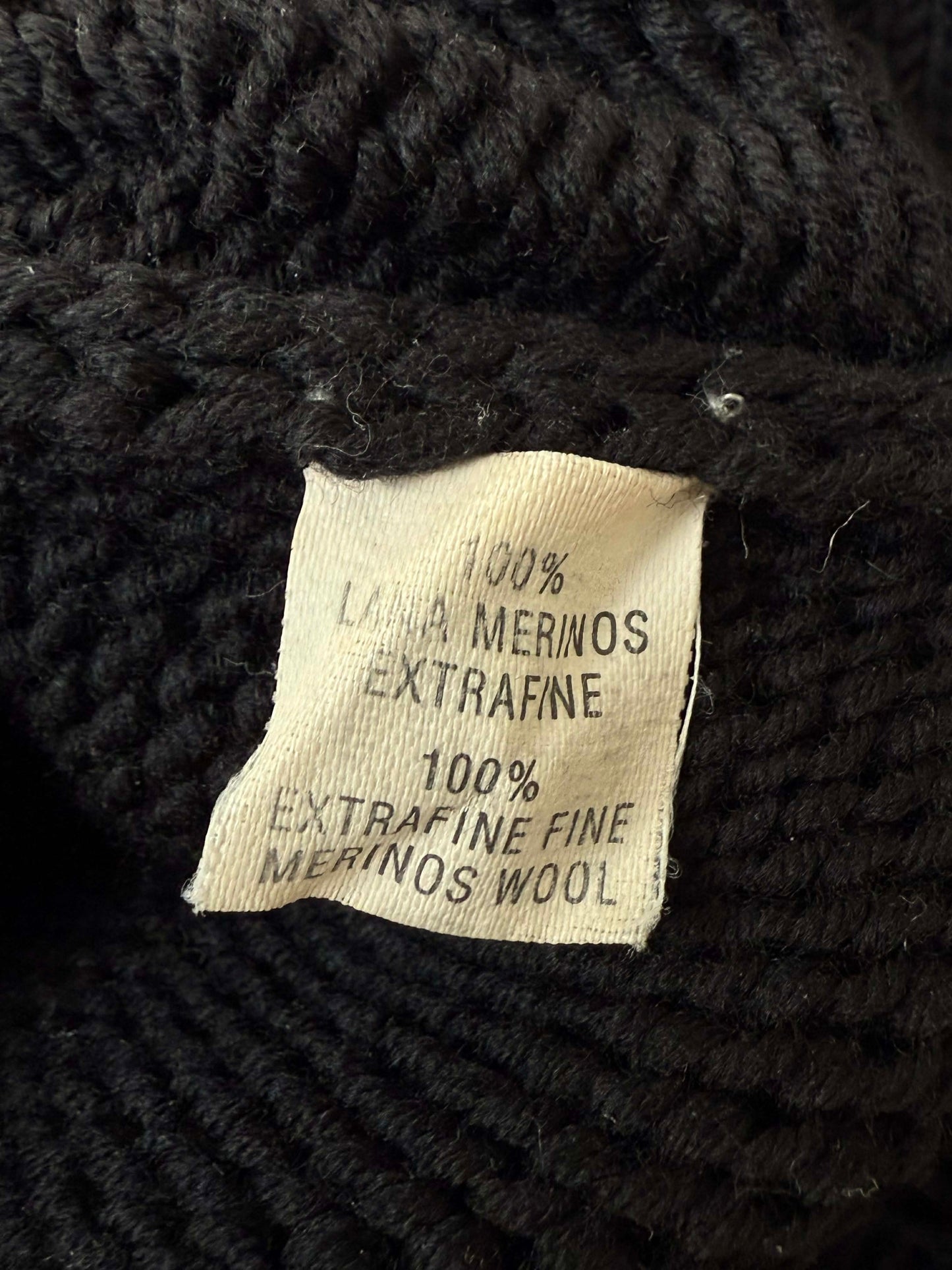 F/W 1997 Gucci by Tom Ford Wool V-Neck Ribbed Sweater