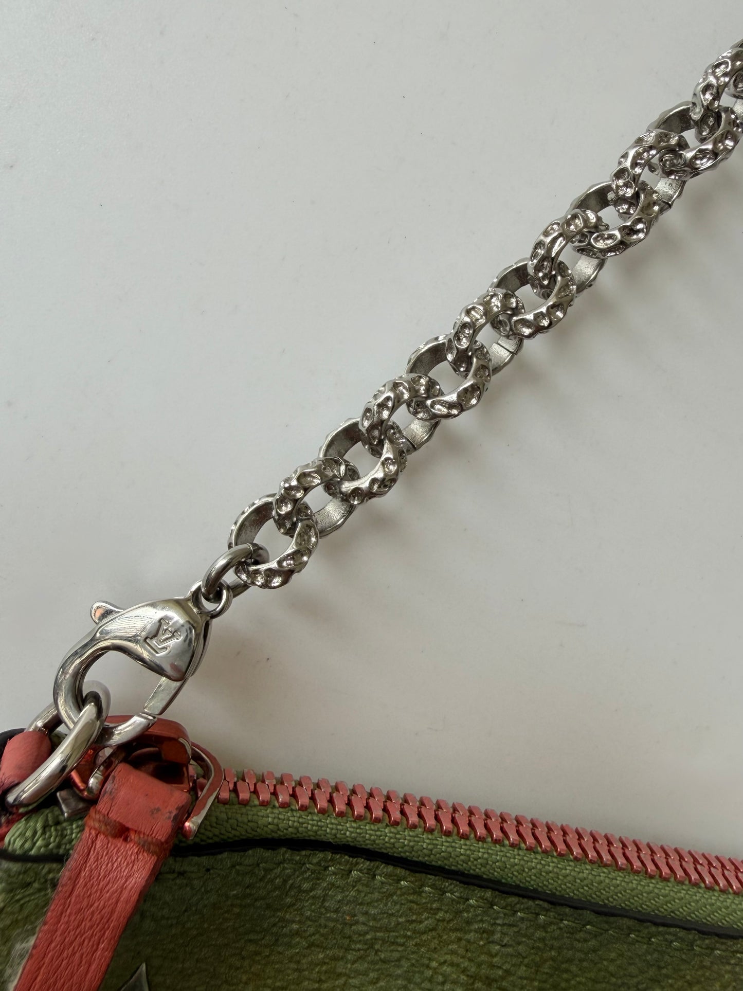 Louis Vuitton x Jeff Koons Master “Mona Lisa” Da Vinci Pochette