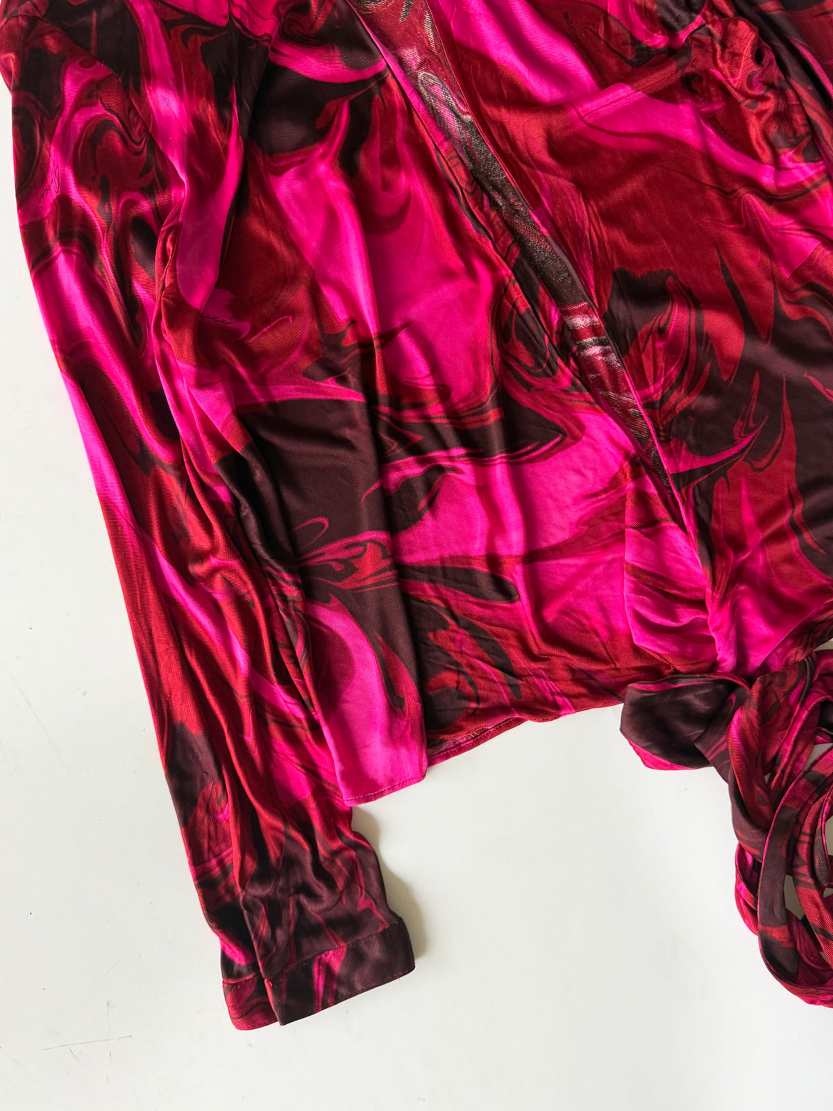 S/S 2001 Gucci by Tom Ford Pink Liquid Magma Print Blouse