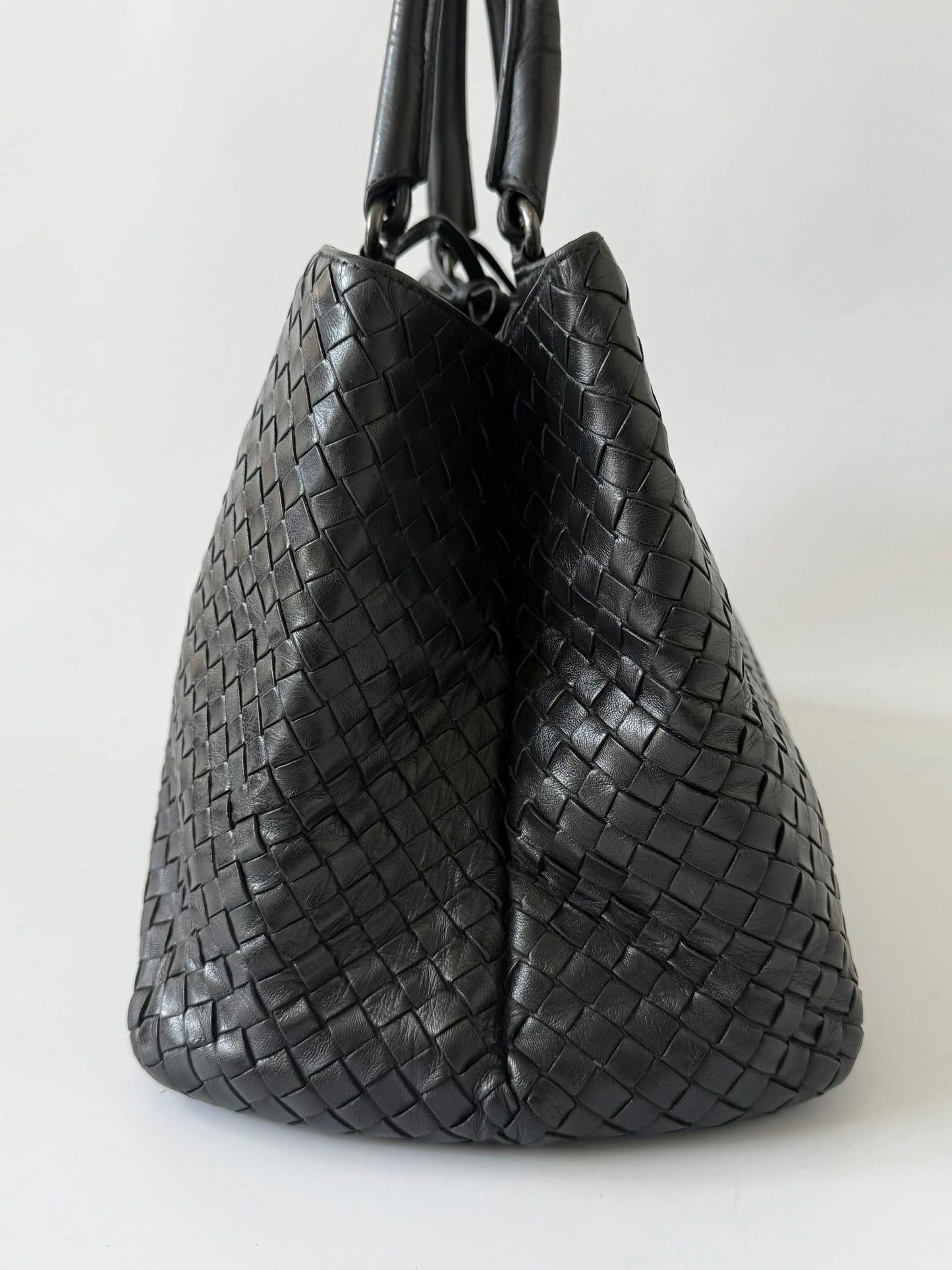 Bottega Veneta Black Intrecciato Large Tote Black