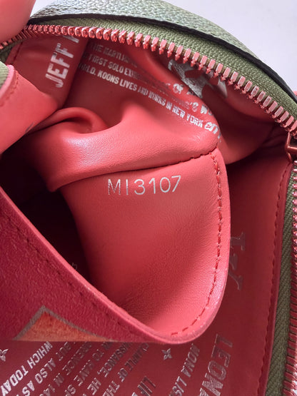 Louis Vuitton x Jeff Koons Master “Mona Lisa” Da Vinci Pochette