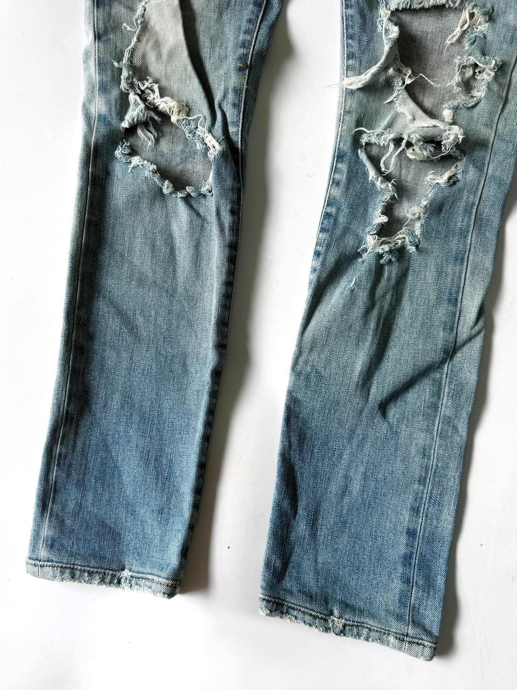 Saint Laurent Paris D02 Crashed Jeans
