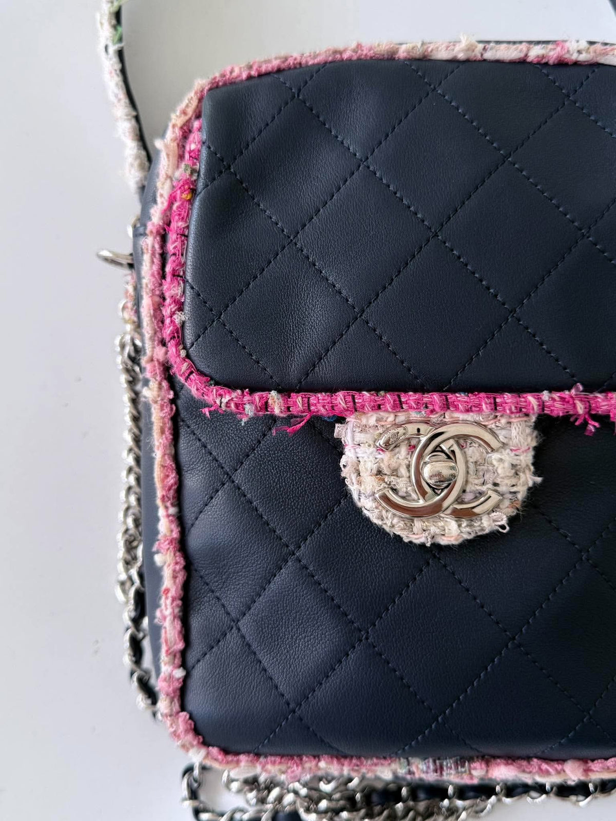 Chanel by Karl Lagerfeld S/S2019 Elegant Tweed Crossbody