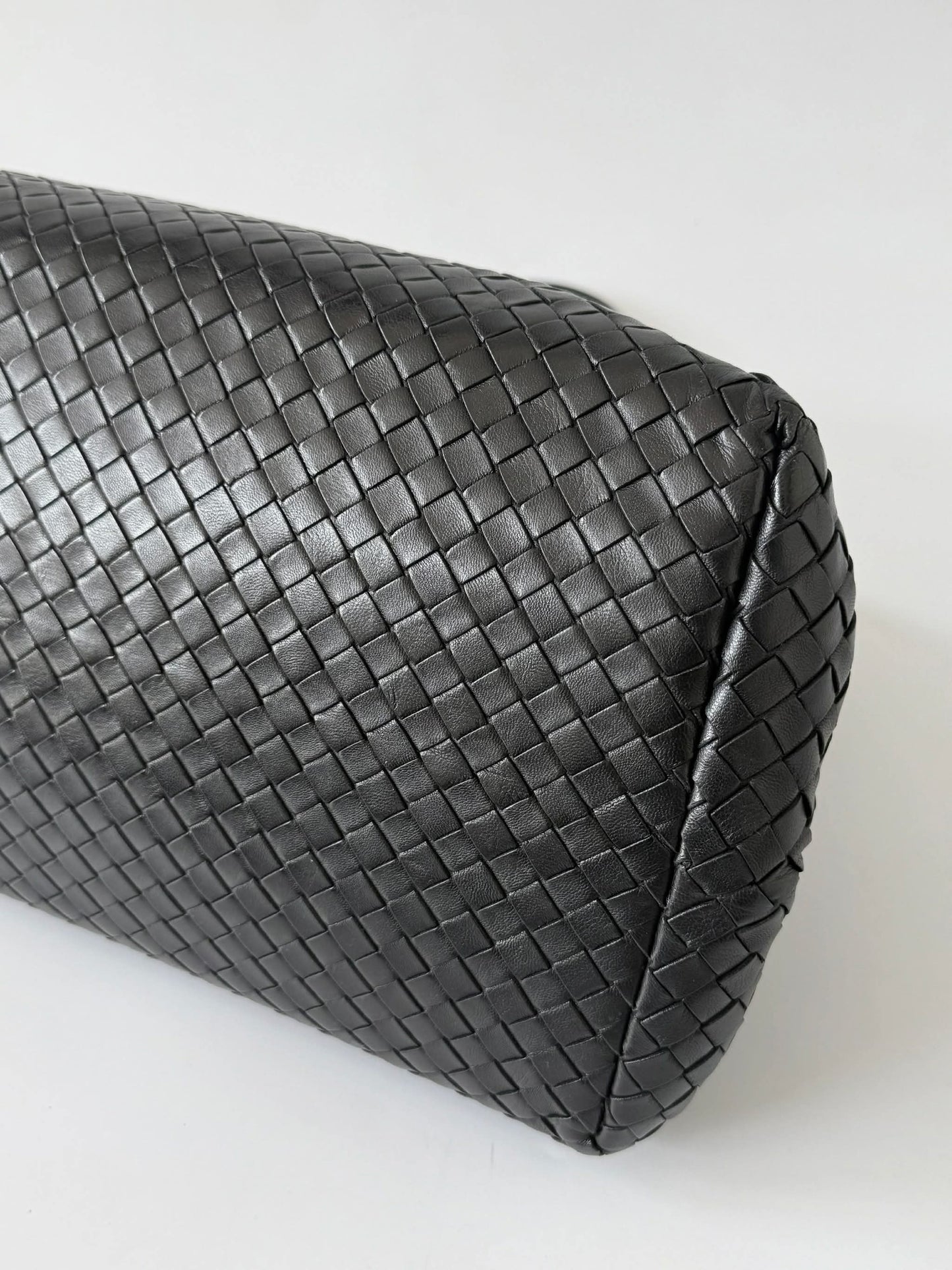 Bottega Veneta Black Intrecciato Large Tote Black