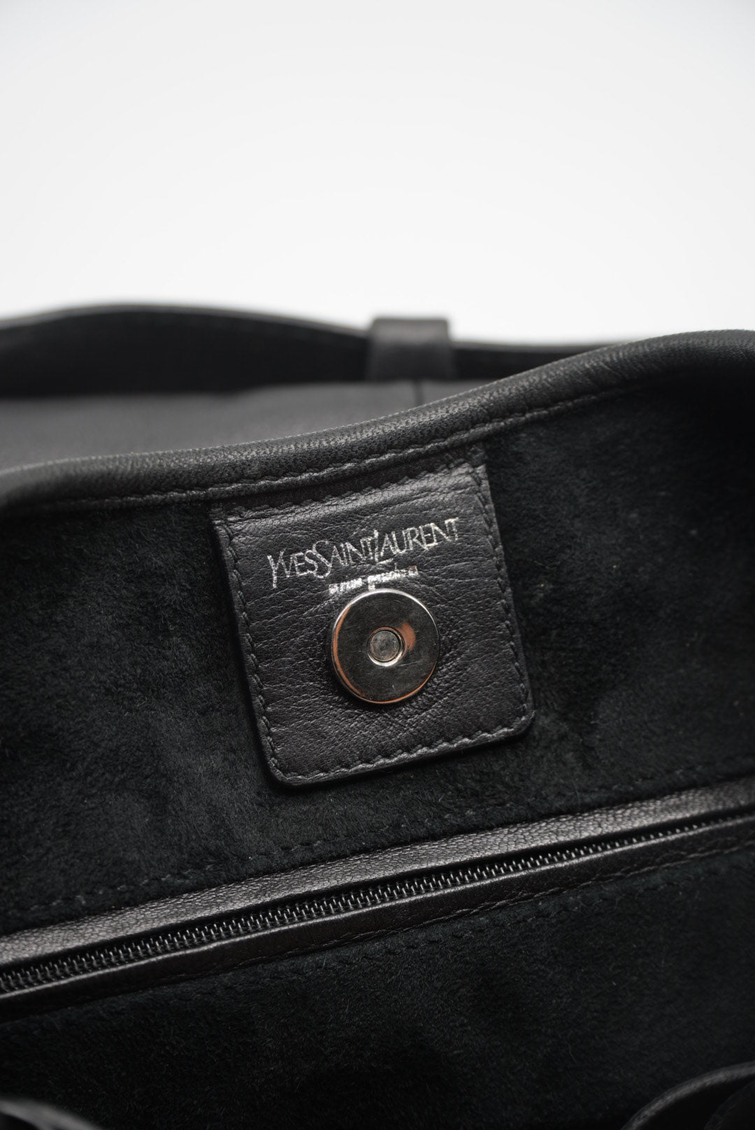 2000's Yves Saint Laurent - Tom ford Mombasa Silver Horn Bag