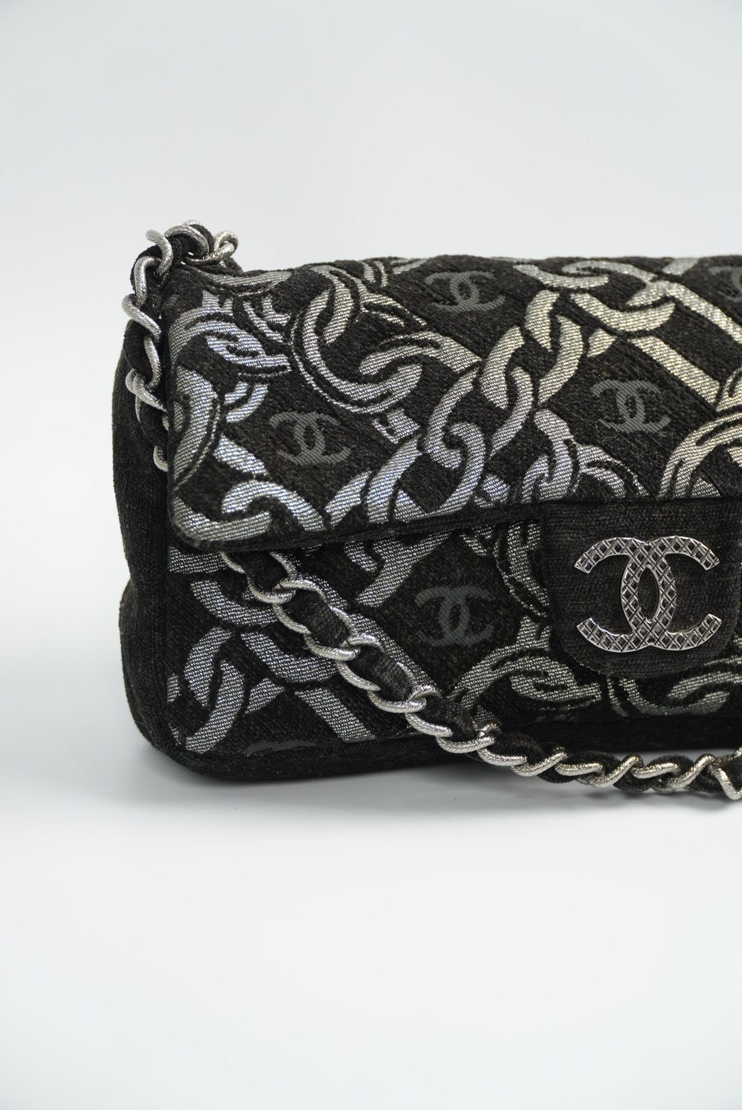 Chanel Black/Silver Printed Tweed CC Chainlink Flap Bag