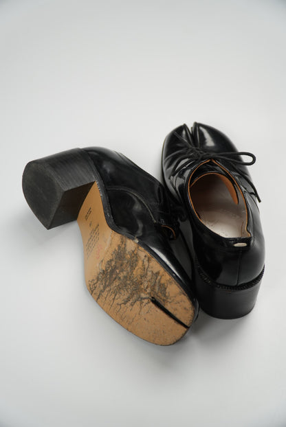 Maison Martin Margiela Lace-Up Derbies in Black Leather