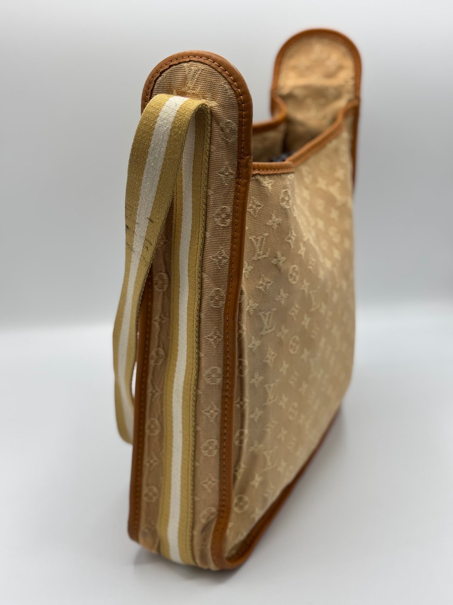 Louis Vuitton Monogram Mini Lin Mary Kate Besace Brown
