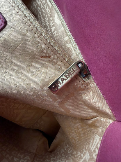Chanel Thulian Pink Chocolate Bar Small Tote Bag