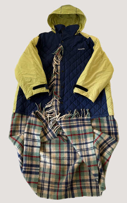 Balenciaga 2018 Pre-Fall Quilted Coat with Muffler Docking