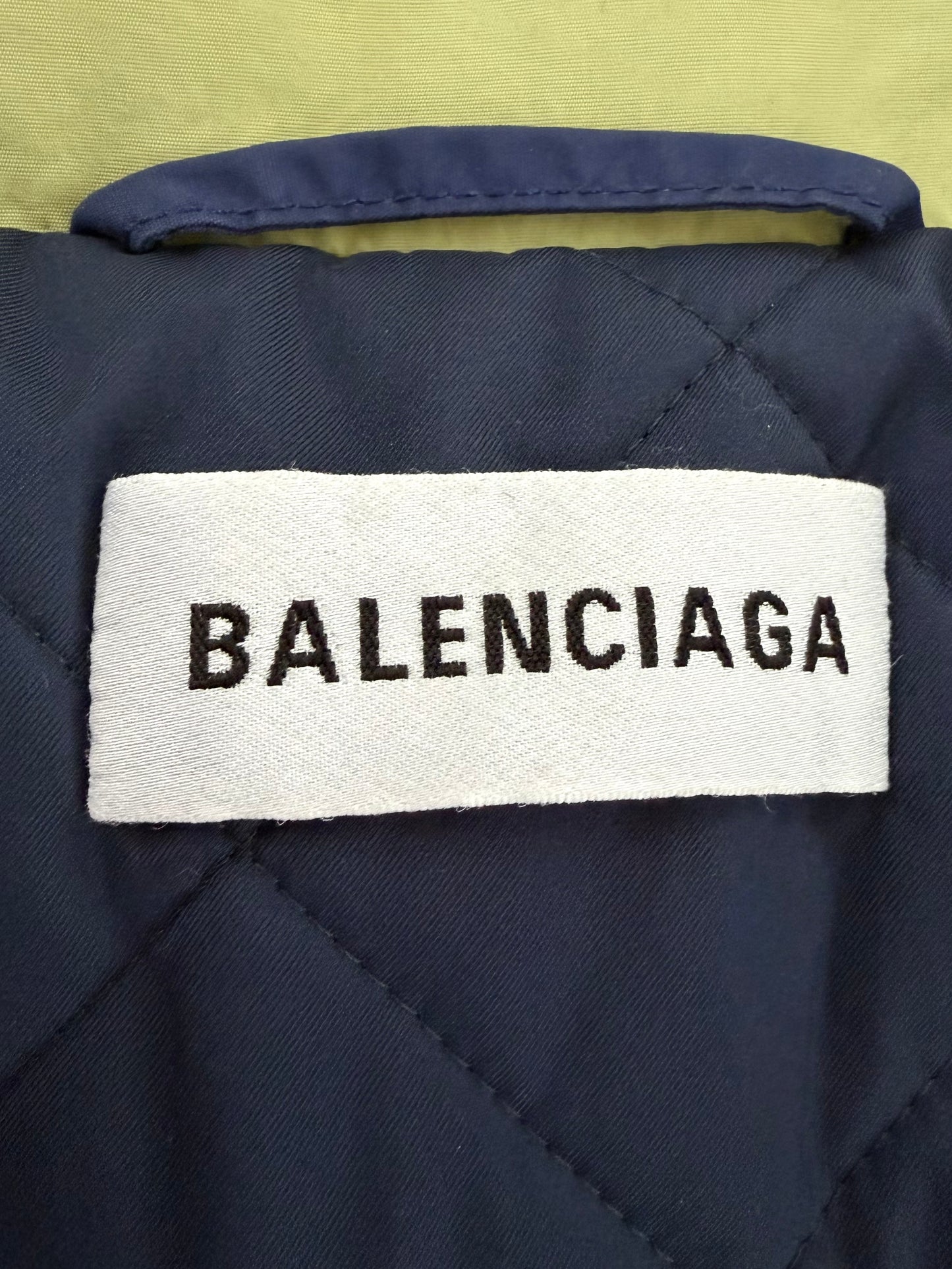 Balenciaga 2018 Pre-Fall Quilted Coat with Muffler Docking