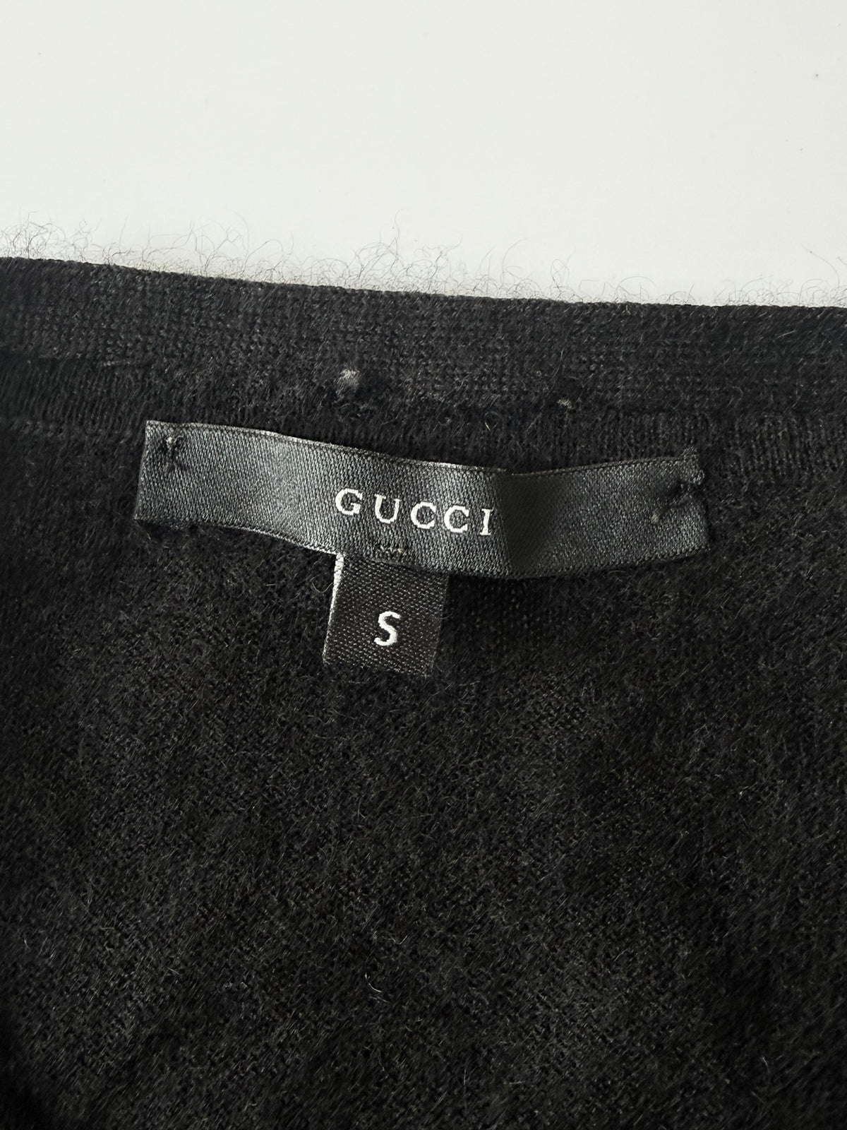 Gucci by Tom Ford V-Neck Cashmere Summer Knit with Ribbon