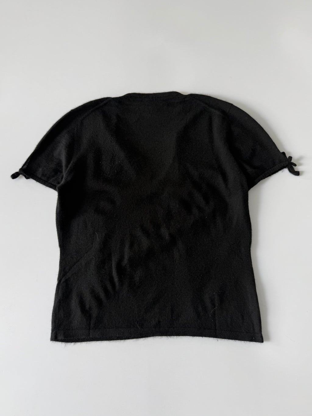 Gucci by Tom Ford V-Neck Cashmere Summer Knit with Ribbon