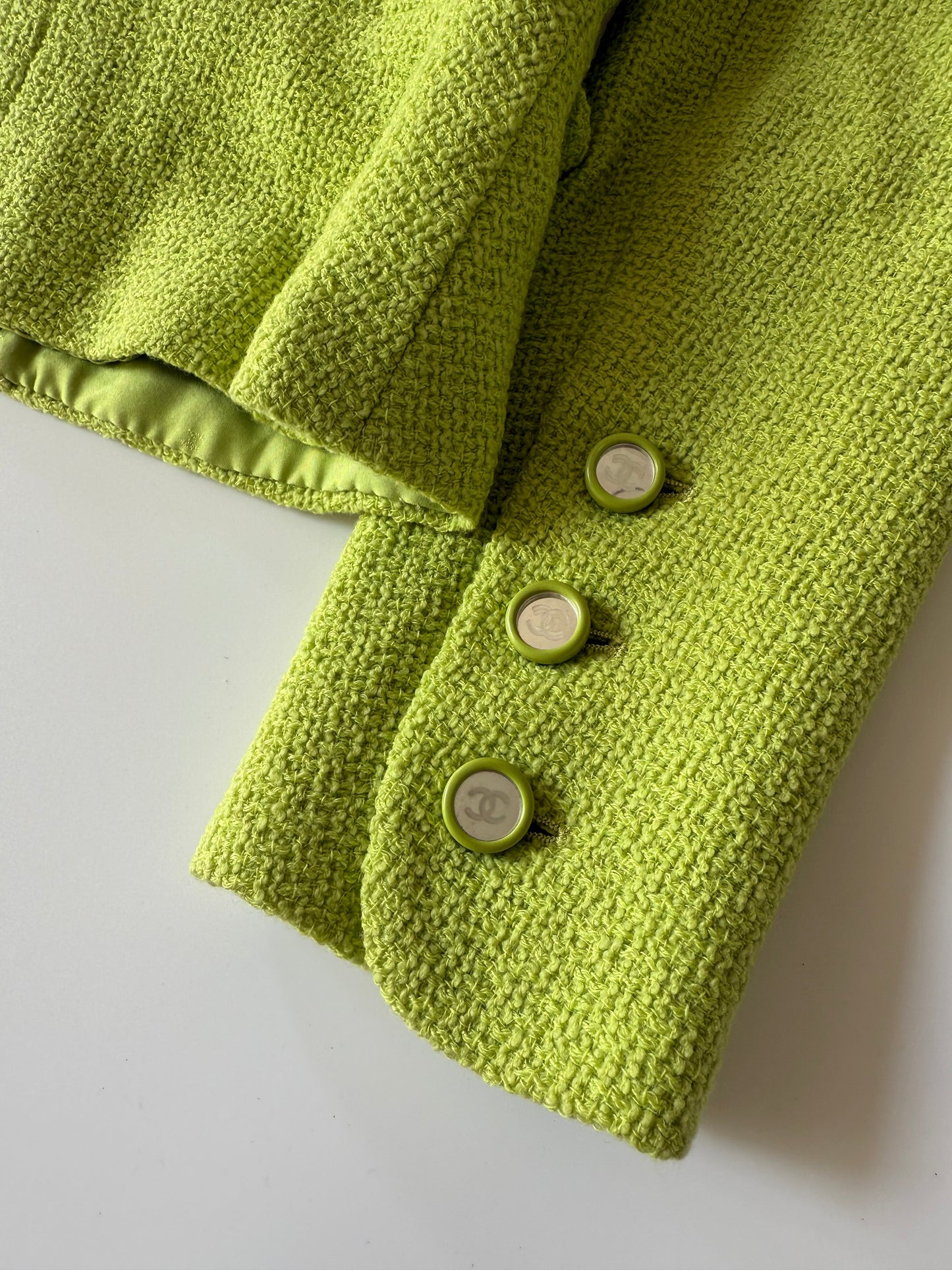 Chanel Boutique 1995 Lime Green Wool Tweed Blazer