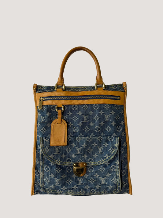 2005 Louis Vuitton Denim Monogram Sac Plat Bag
