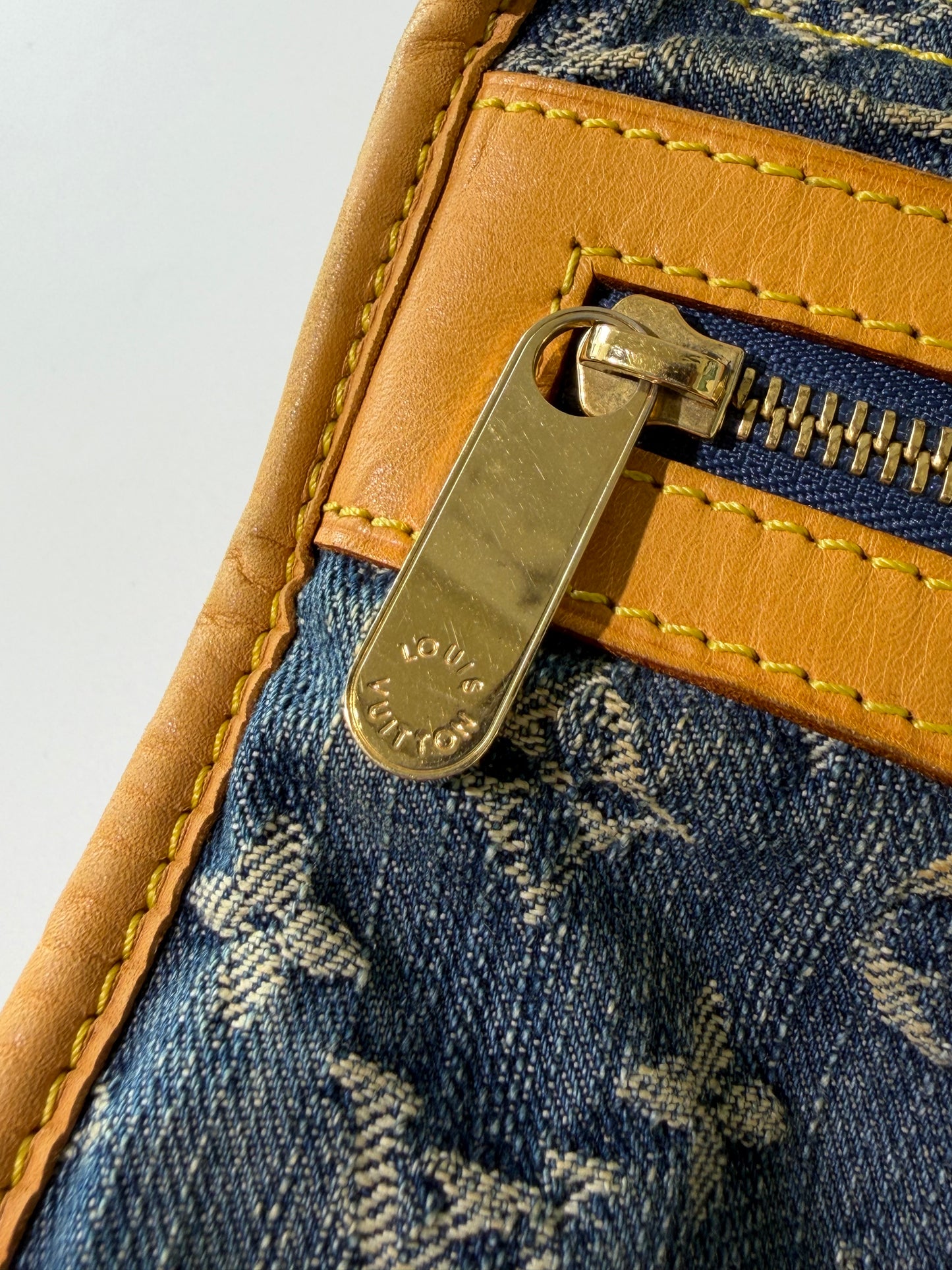 2005 Louis Vuitton Denim Monogram Sac Plat Bag