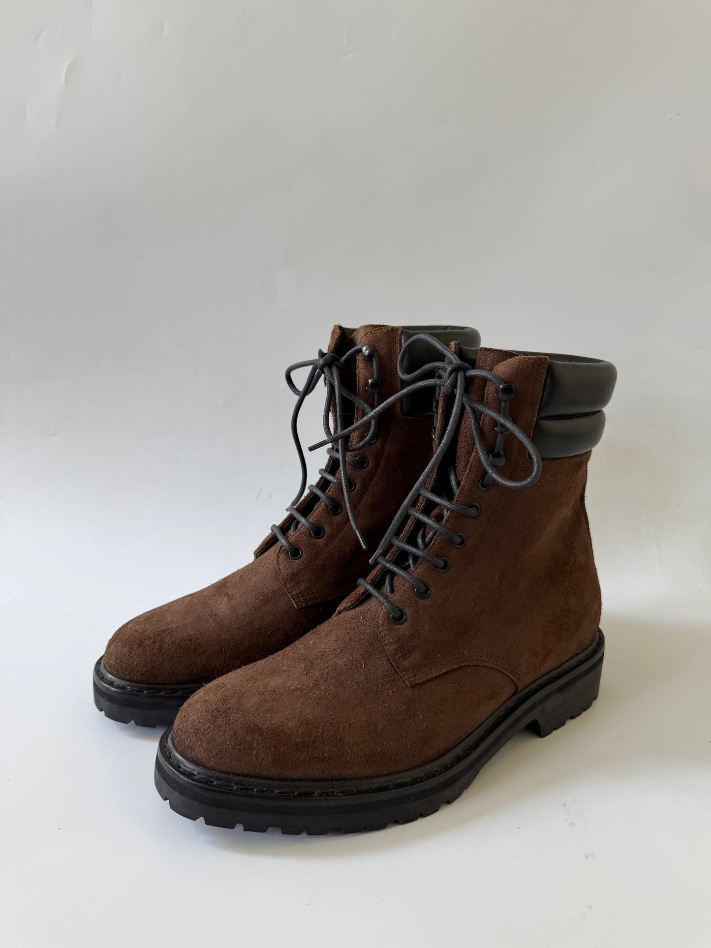 Saint Laurent Paris Browne Suede Trekker 25 Combat Boots