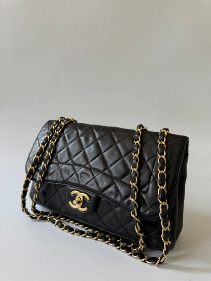 Vintage Chanel Timeless Classic Flap Bag