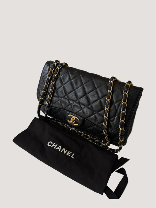 Vintage Chanel Timeless Classic Flap Bag
