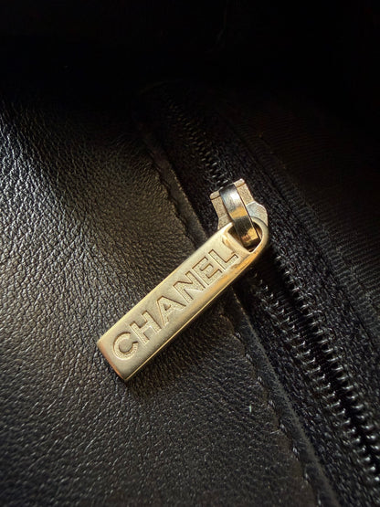 Vintage Chanel Timeless Classic Flap Bag