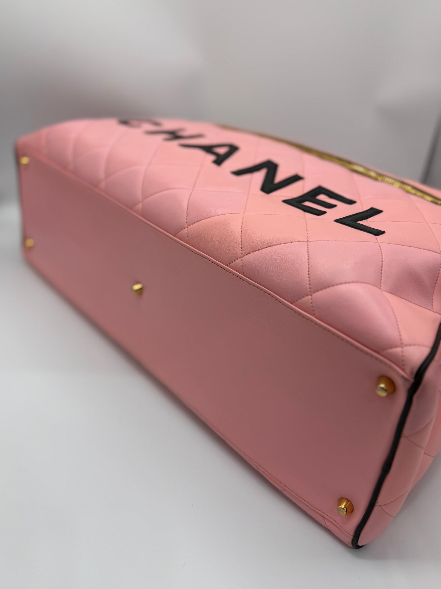 CHANEL 1995 VINTAGE PINK XL DUFFLE BOWLER LETTERED LOGO BAG