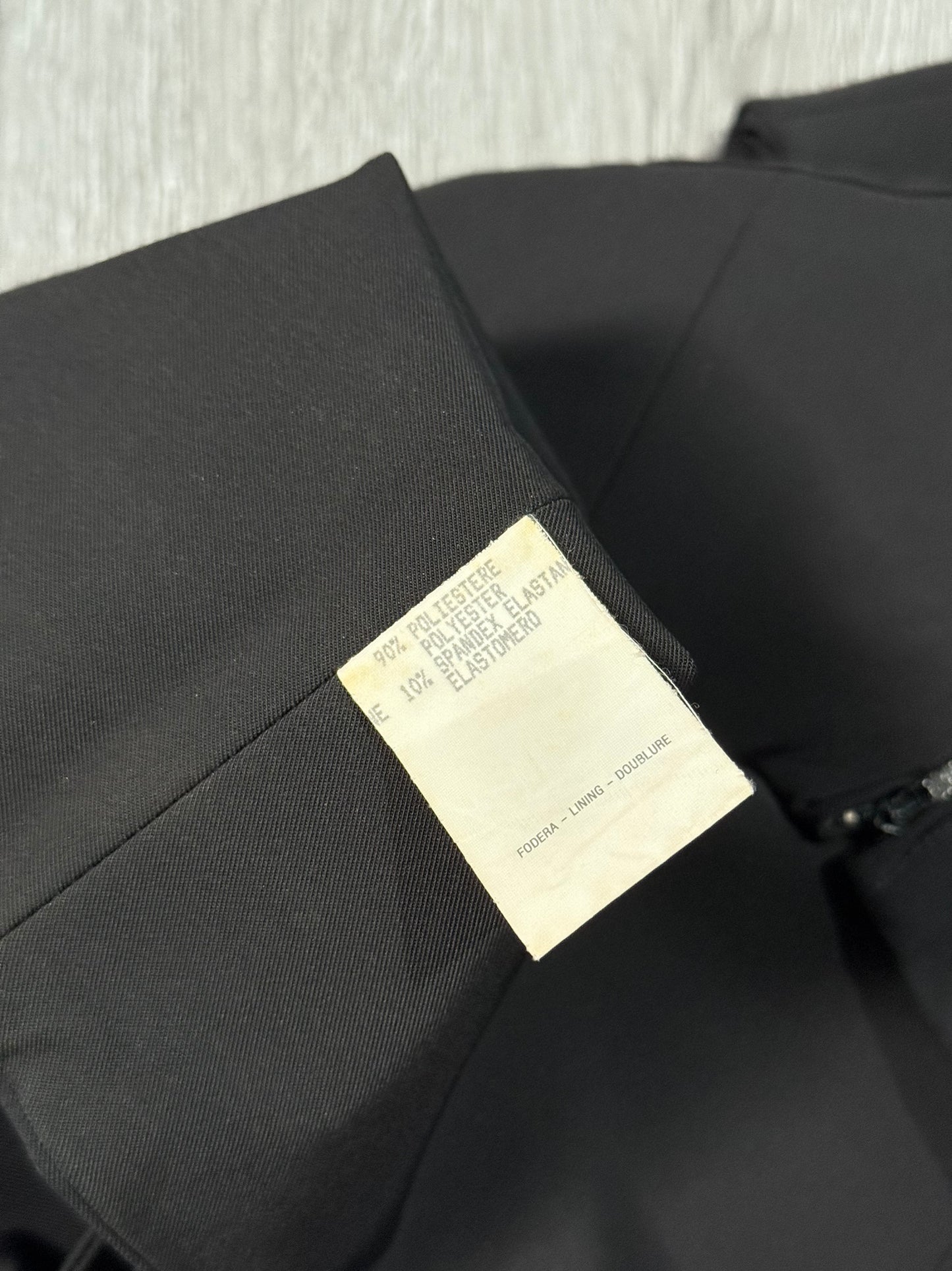 SS1996 Gucci by Tom Ford Silk Black Top
