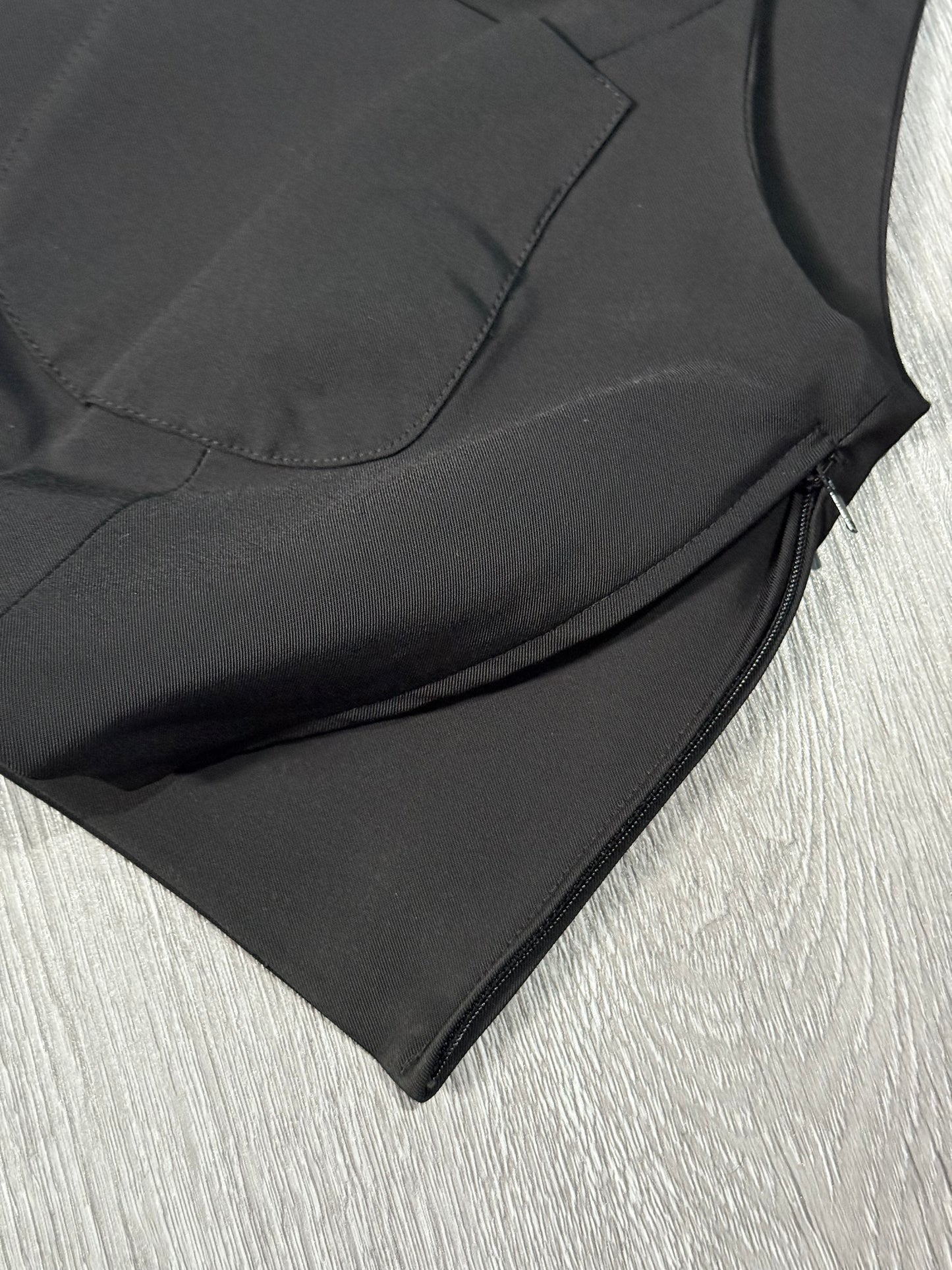 SS1996 Gucci by Tom Ford Silk Black Top