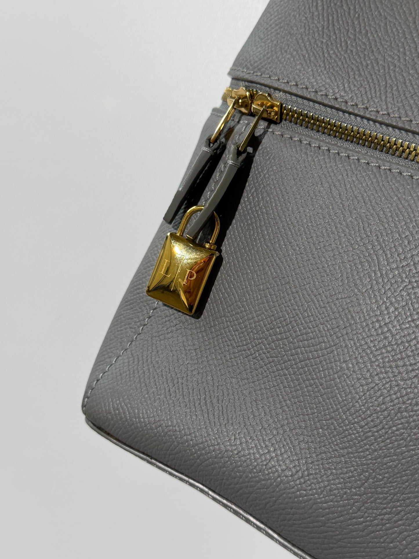 Loro Piana Extra Bag L27