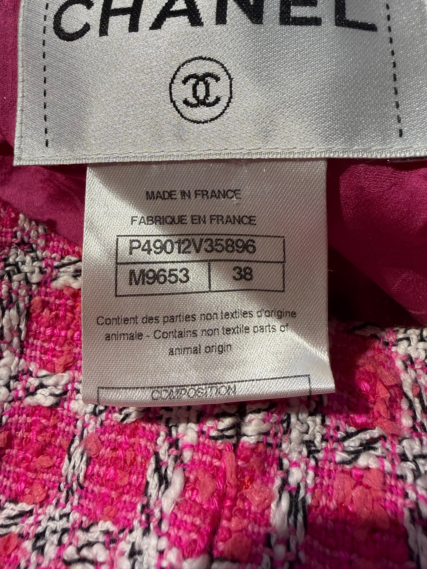 Chanel Summer 2019 Pink & White Tweed Jacket