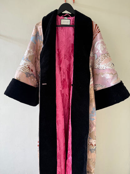 New Cruise 2019 Gucci Runway Embroidered Pastel Pink Kimono