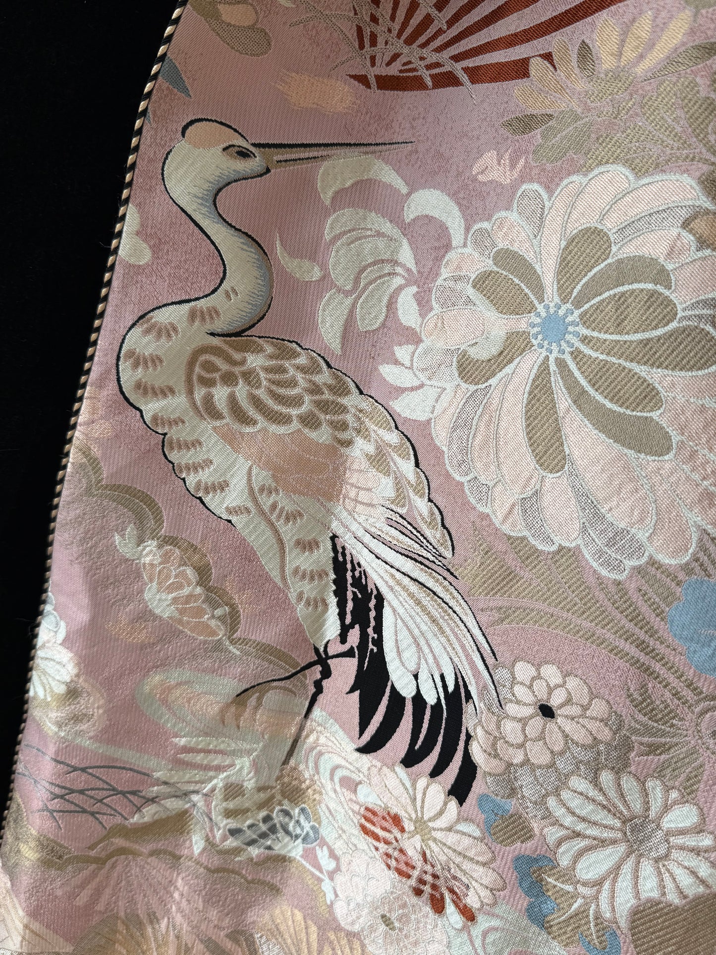 New Cruise 2019 Gucci Runway Embroidered Pastel Pink Kimono