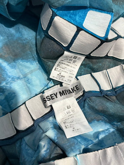CATWALK IMAGERY: ISSEY MIYAKE S/S 18 WOMENSWEAR