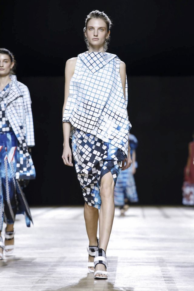 CATWALK IMAGERY: ISSEY MIYAKE S/S 18 WOMENSWEAR