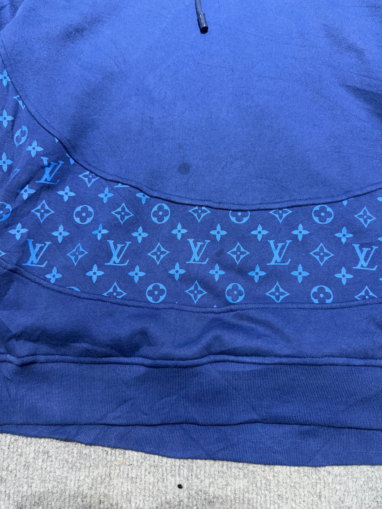 Louis Vuitton 22AW Monogram Circle Cut Hoodie