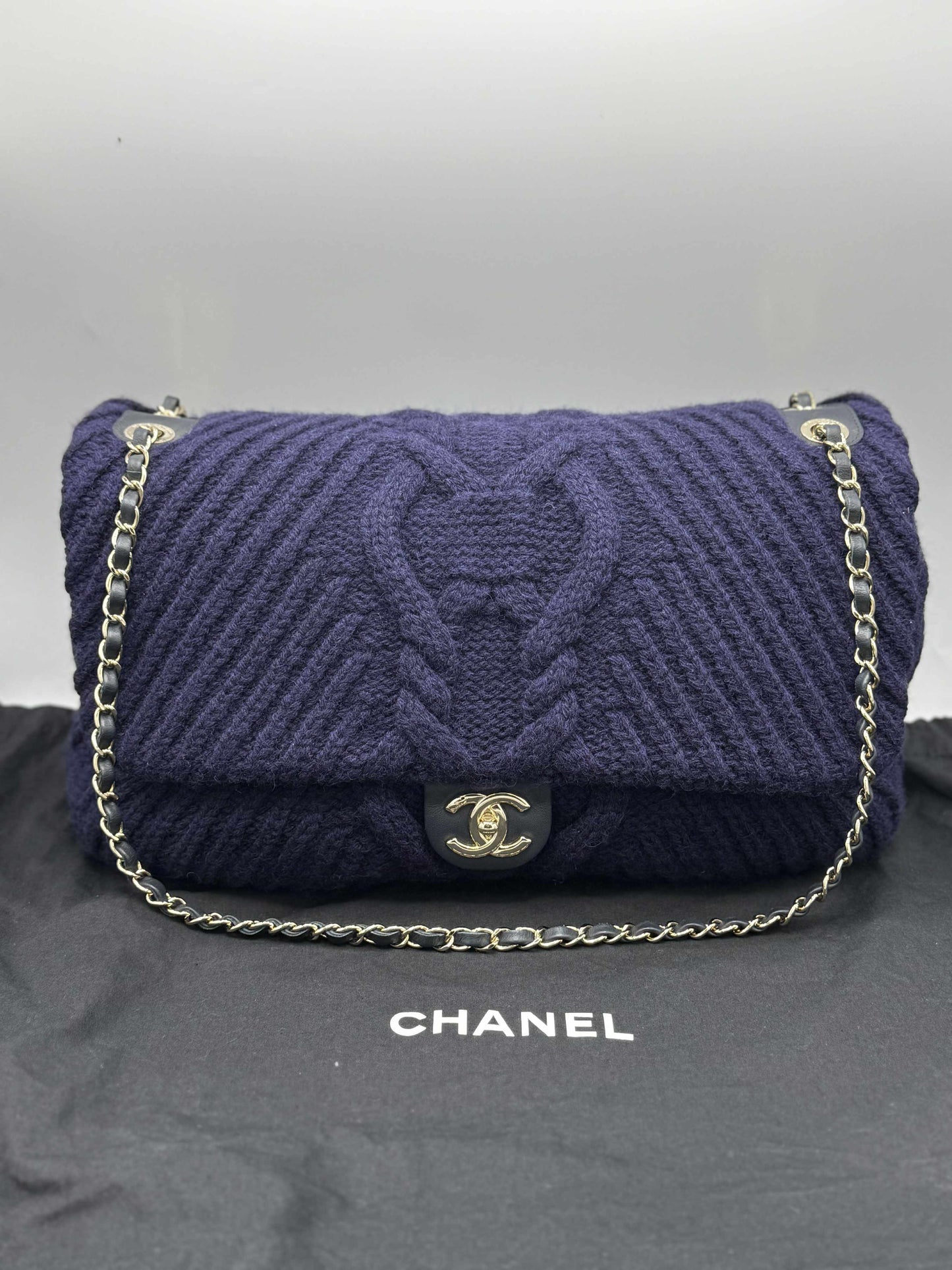 XXL Chanel Knit Purple - Luggage Flap Bag